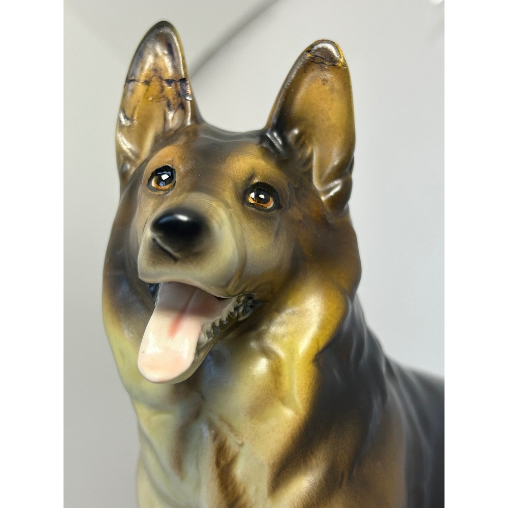 Vintage Ceramic German Shepherd Dog Figurine Made in Japan Hand Painted Repaired - Picture 9 of 16